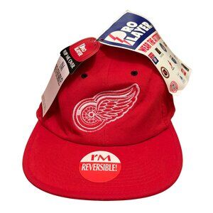 Vintage Reversible Detroit Red Wings Hat
